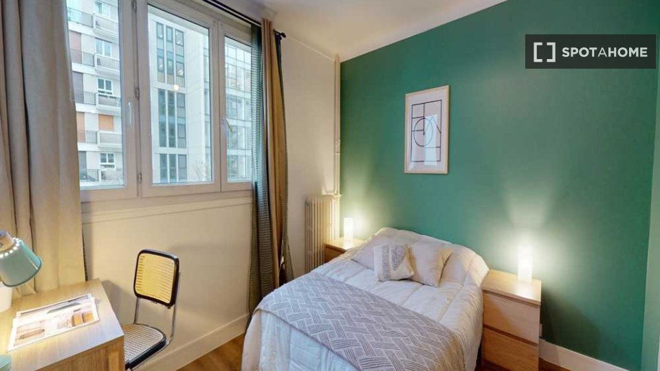 Double room Paris, 5 beds, 110m² — photo 12