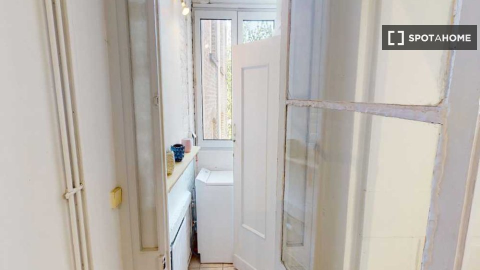 Double room Lille, 3 beds, 60m² — photo 2