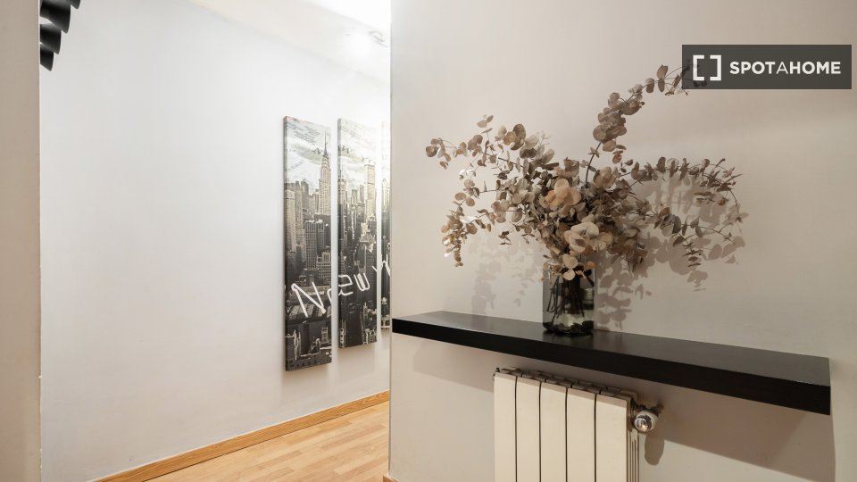Apartment Madrid, 1 bed, 100m² — photo 37