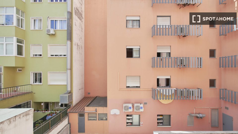 Double room Lisbon, 7 beds — photo 5