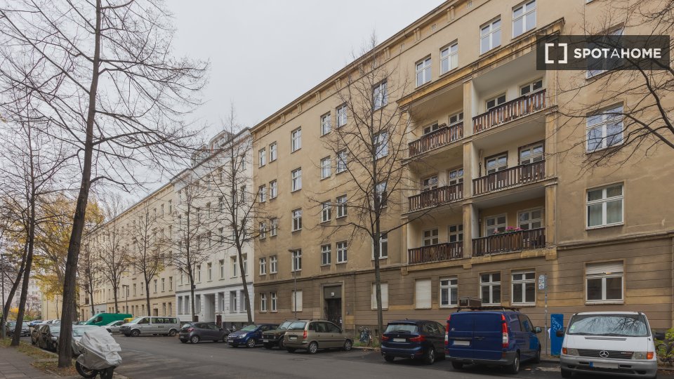 Double room Berlin, 9 beds, 50m² — photo 18