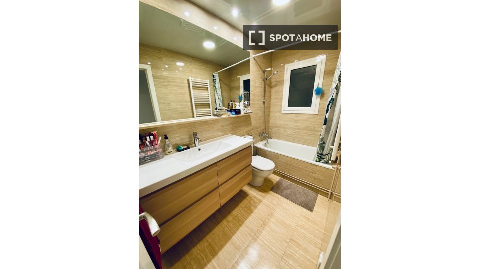 Appartamento Barcellona, 2 camere, 89m² — foto 2