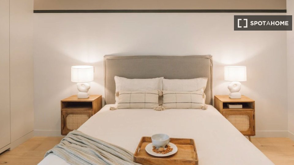 Apartment Lisbon, 1 bed — photo 18