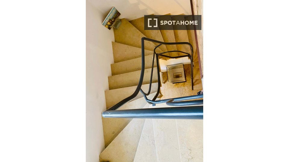 Double room Milan, 1 bed — photo 4