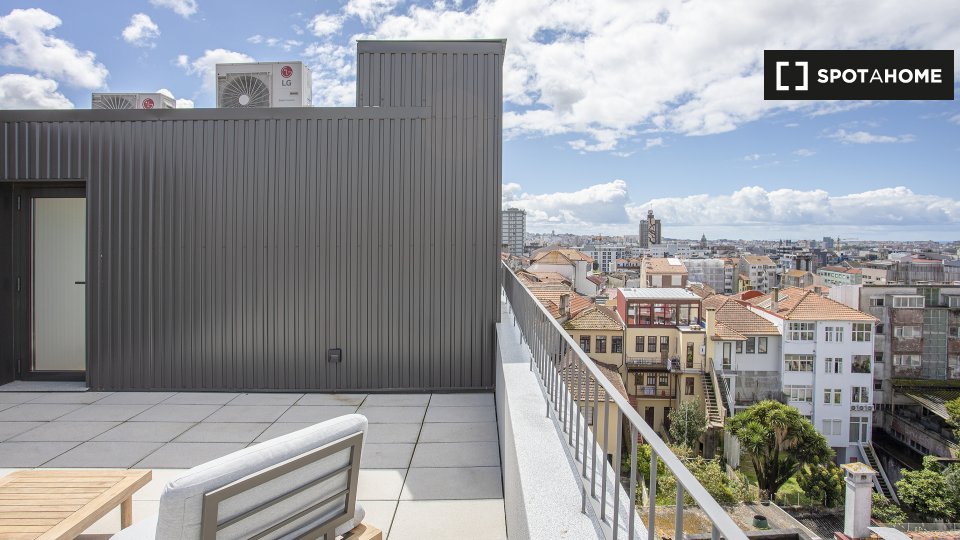 Apartment Porto, 3 beds, 100m² — photo 8