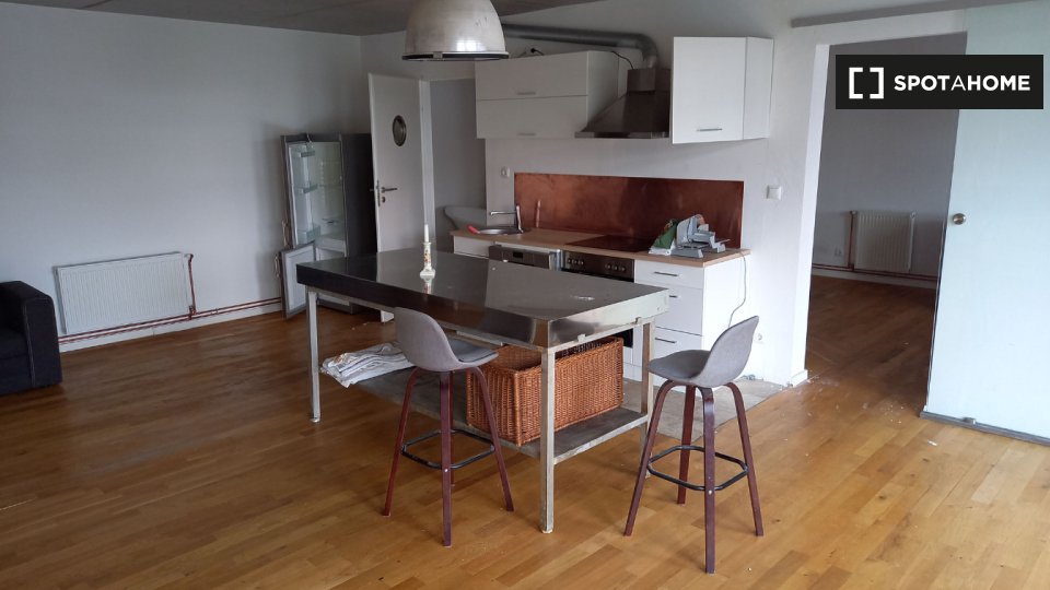 Apartment Hamburg, 1 bed, 64m² — photo 9