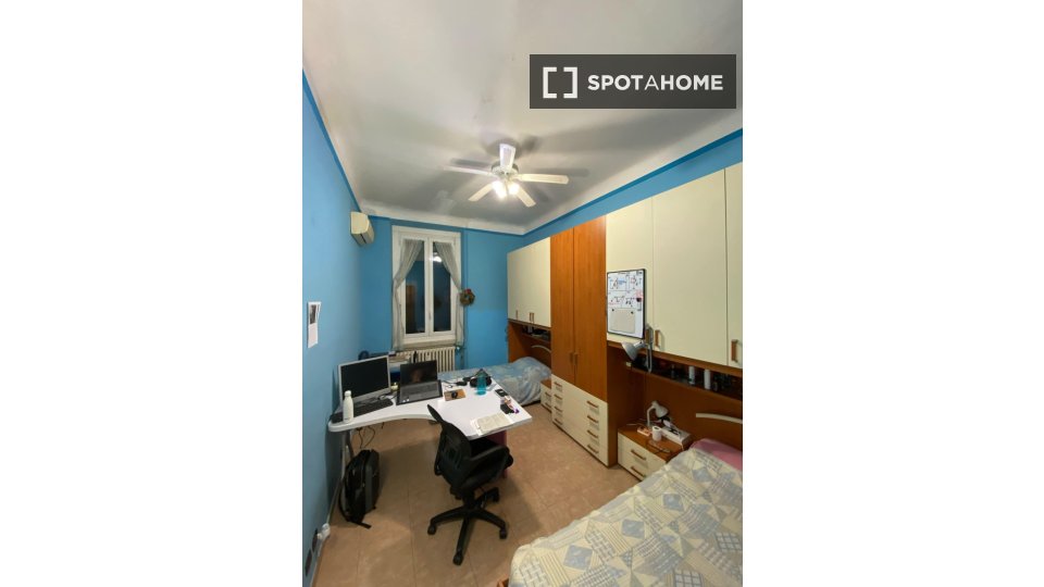 Double room Milan, 3 beds, 100m² — photo 9