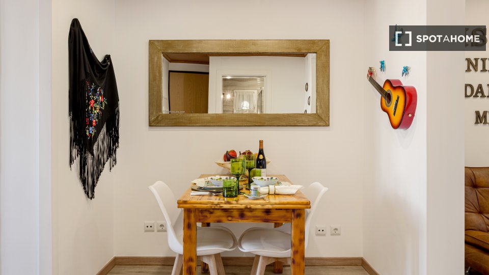 Apartment Lisbon, 1 bed — photo 3