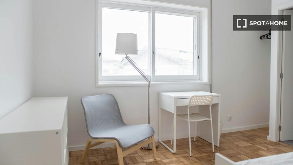 Double room Porto, 14 beds — photo 1