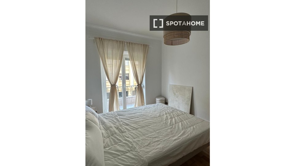 Apartment Lisbon, 2 beds — photo 4