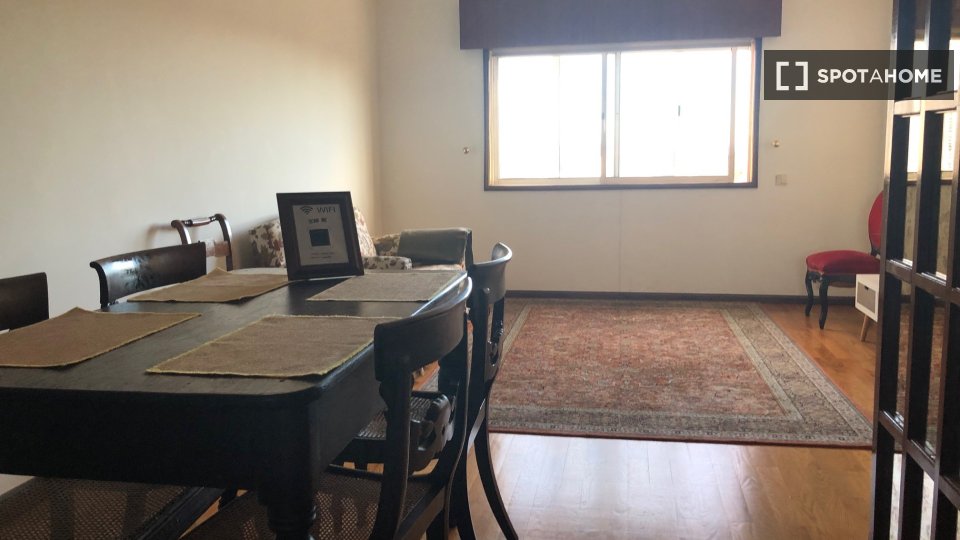 Apartment Porto, 2 beds, 95m² — photo 12