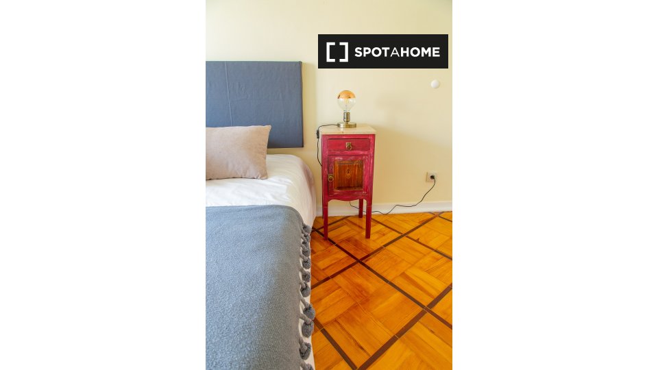 Double room Lisbon, 6 beds — photo 5