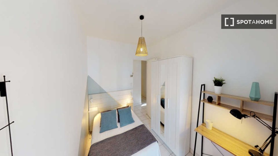 Double room Lyon, 4 beds, 100m² — photo 15