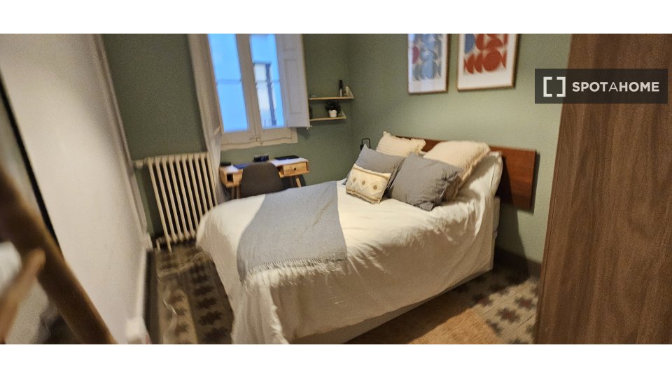 Double room Barcelona, 7 beds, 180m² — photo 5