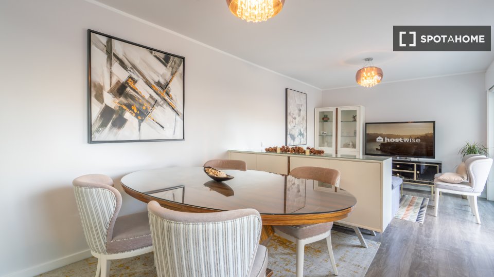 Apartment Porto, 4 beds, 120m² — photo 17