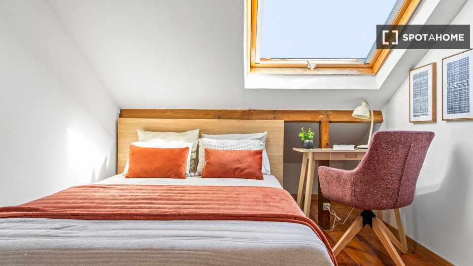 Double room Lisbon, 8 beds — photo 21