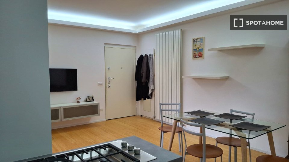 Apartment Milan, 1 bed — photo 7