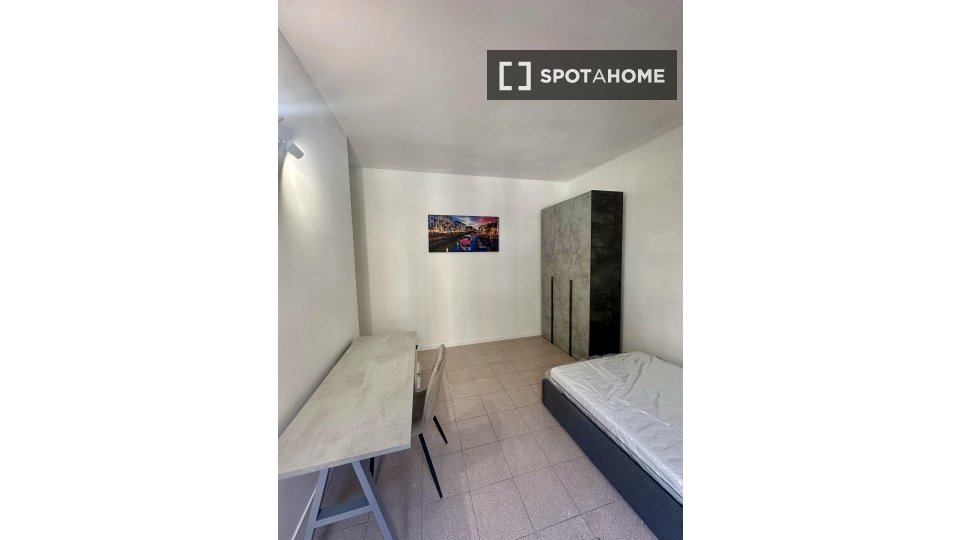 Double room Milan, 5 beds, 120m² — photo 18