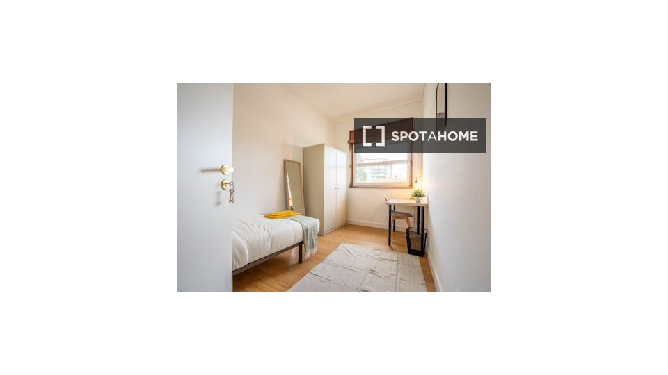 Double room Porto, 7 beds — photo 17