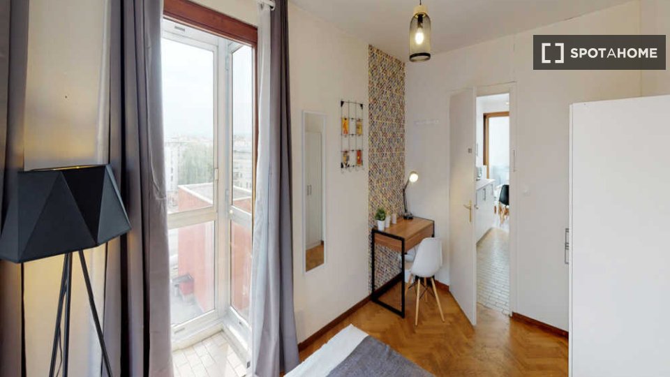 Double room Lyon, 5 beds, 110m² — photo 12