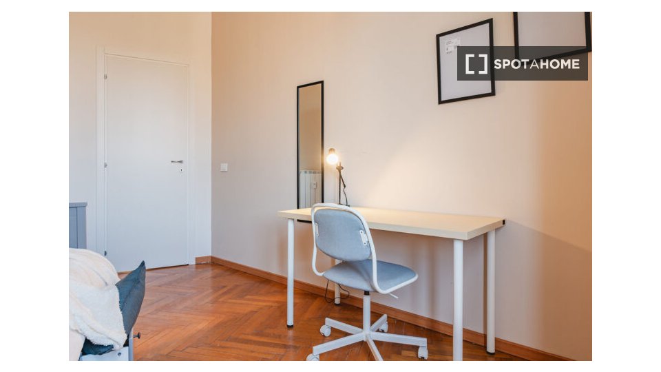 Double room Milan, 5 beds — photo 19