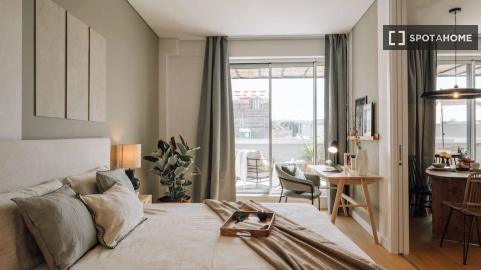 Apartment Lisbon, 1 bed — photo 8