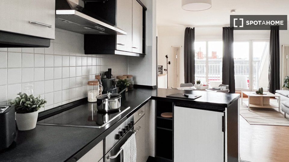 Apartment Berlin, 1 bed, 70m² — photo 9