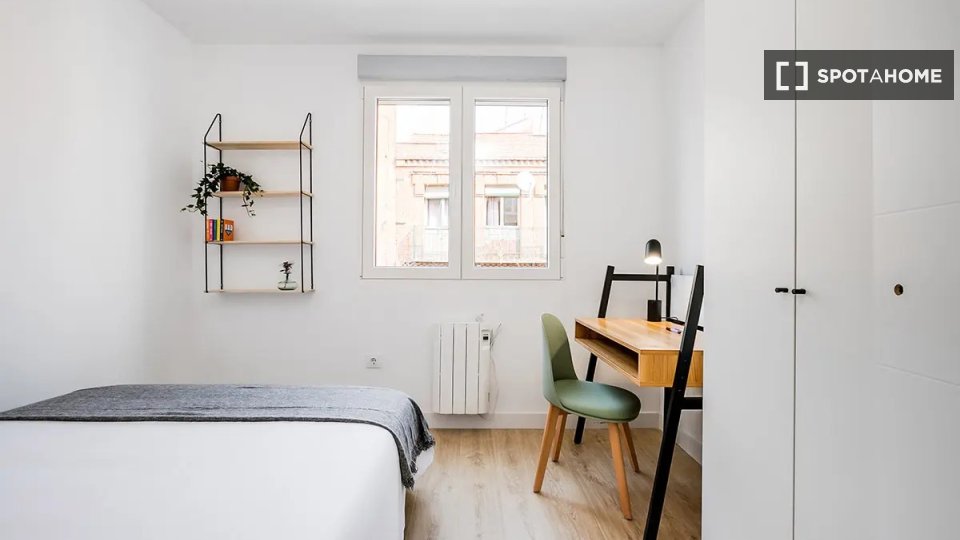 Double room Madrid, 11 beds — photo 27