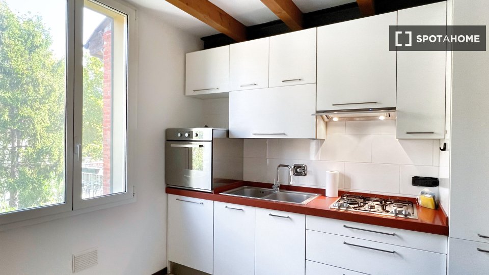 Apartment Bologna, 2 beds, 78m² — photo 2