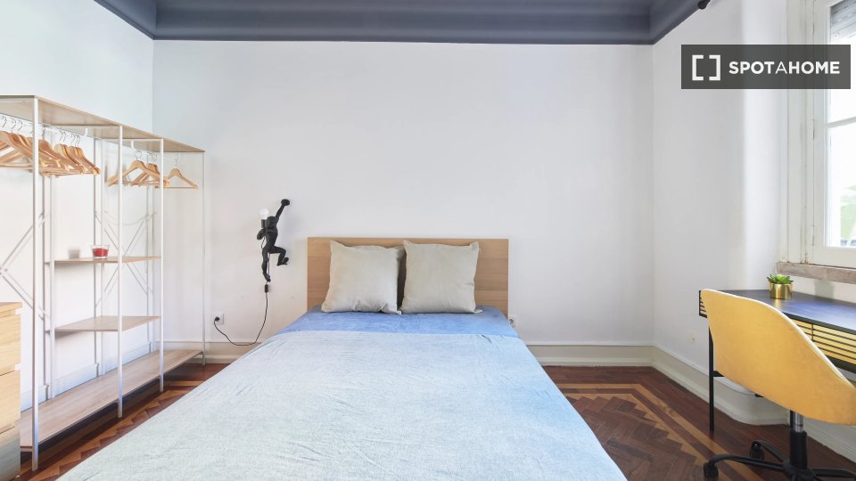 Double room Lisbon, 7 beds — photo 14