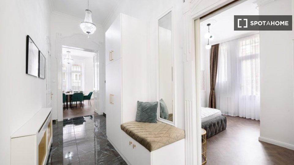 Apartment Budapest, 3 beds, 113m² — photo 4
