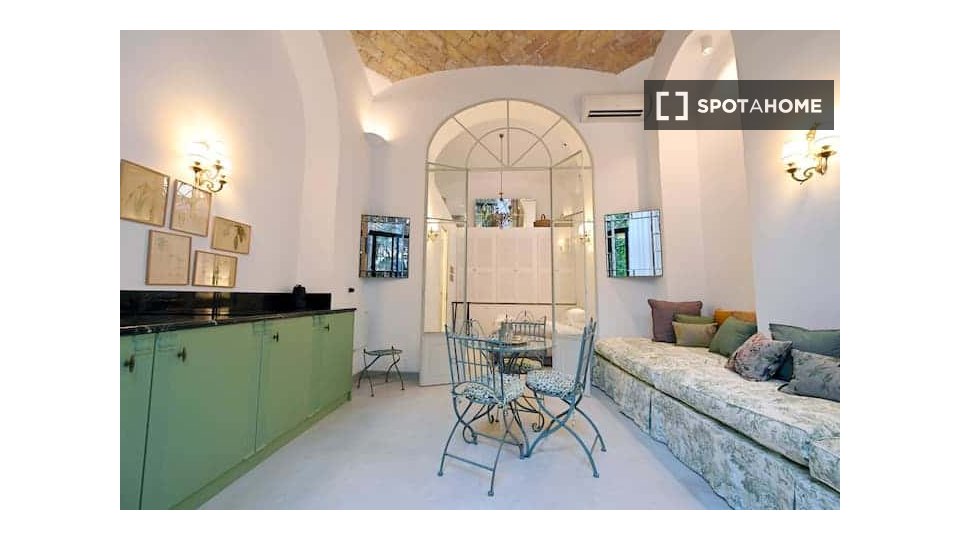 Apartment Rome, 1 bed, 43m² — photo 11