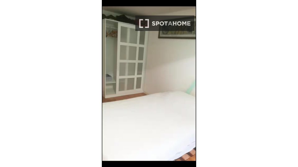 Double room Milan, 2 beds — photo 5