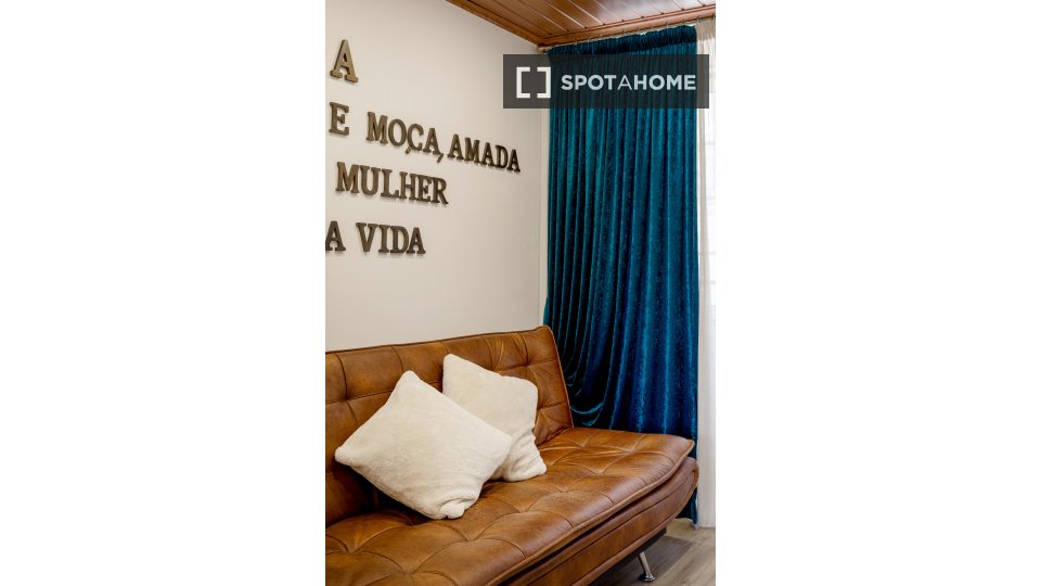 Apartment Lisbon, 1 bed — photo 11
