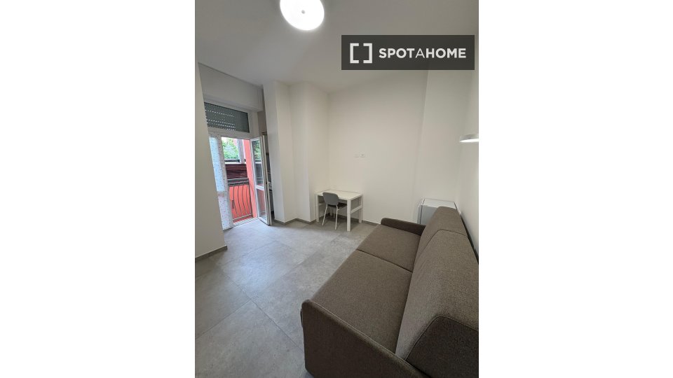 Apartment mono Milan, 16m² — photo 38