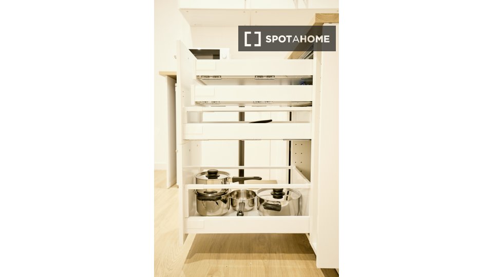 Apartment Madrid, 1 bed — photo 14