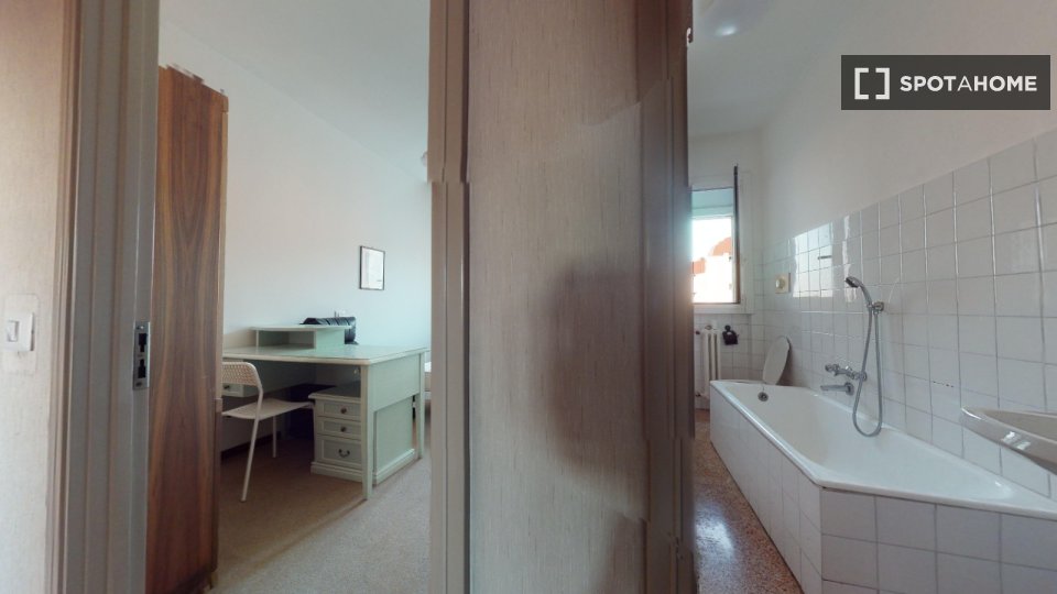 Double room Milan, 5 beds, 150m² — photo 4