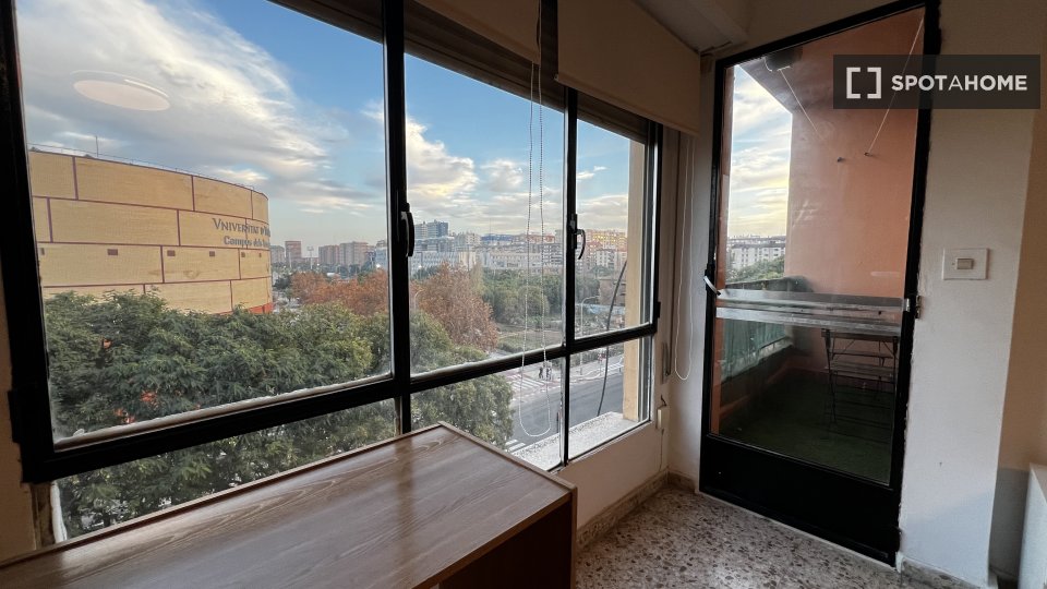 Double room Valencia, 5 beds — photo 13