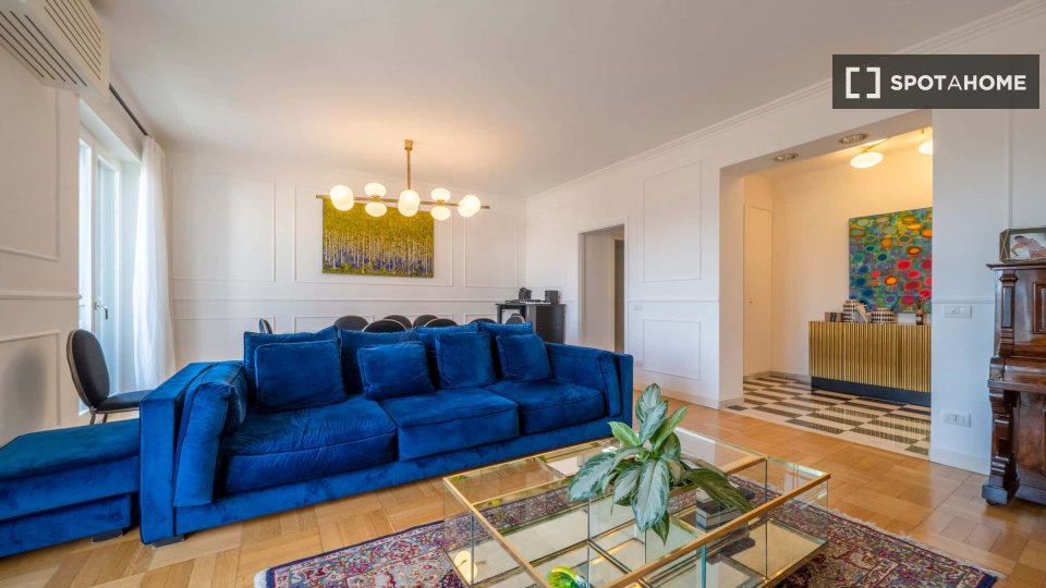 Apartment Milan, 1 bed, 200m² — photo 1