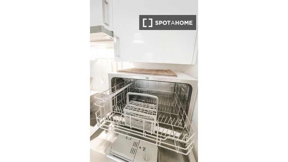 Apartment Milan, 1 bed — photo 16