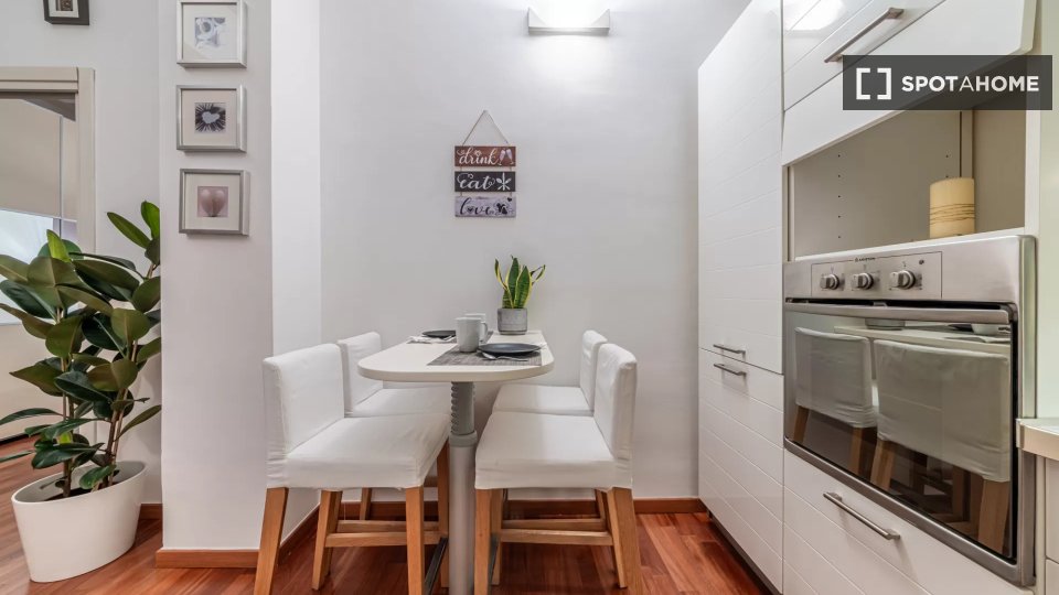 Apartment Milan, 1 bed, 45m² — photo 11