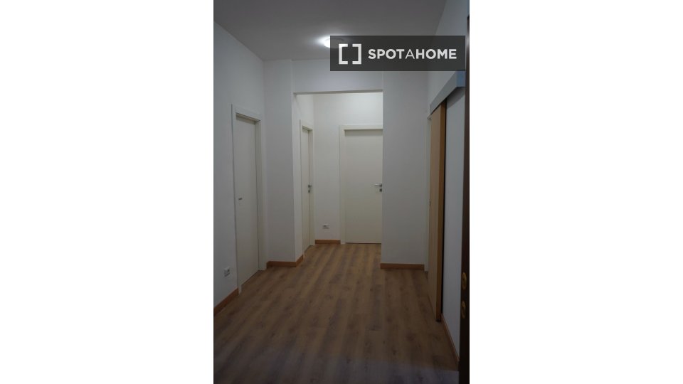 Double room Rome, 3 beds, 100m² — photo 12