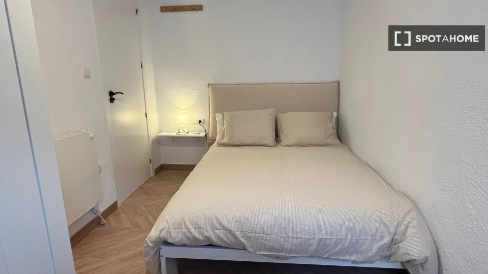 Double room Granada, 4 beds — photo 25