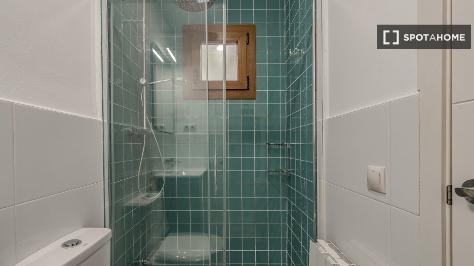 Double room Barcelona, 6 beds, 227m² — photo 82