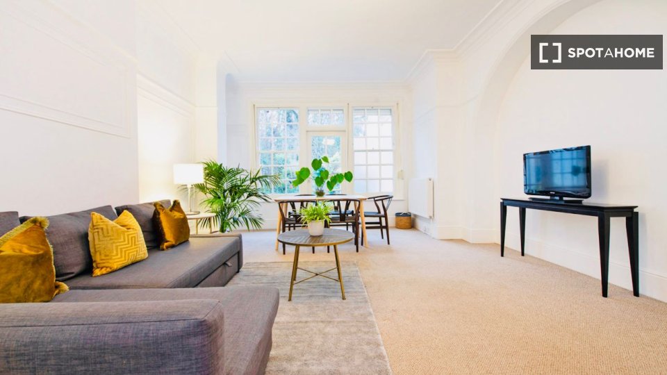 Apartment London, 2 beds — photo 14