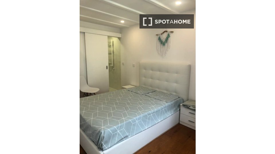 Apartment Lisbon, 4 beds — photo 13