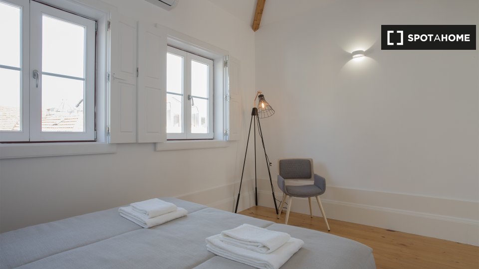 Apartment Porto, 1 bed, 65m² — photo 14