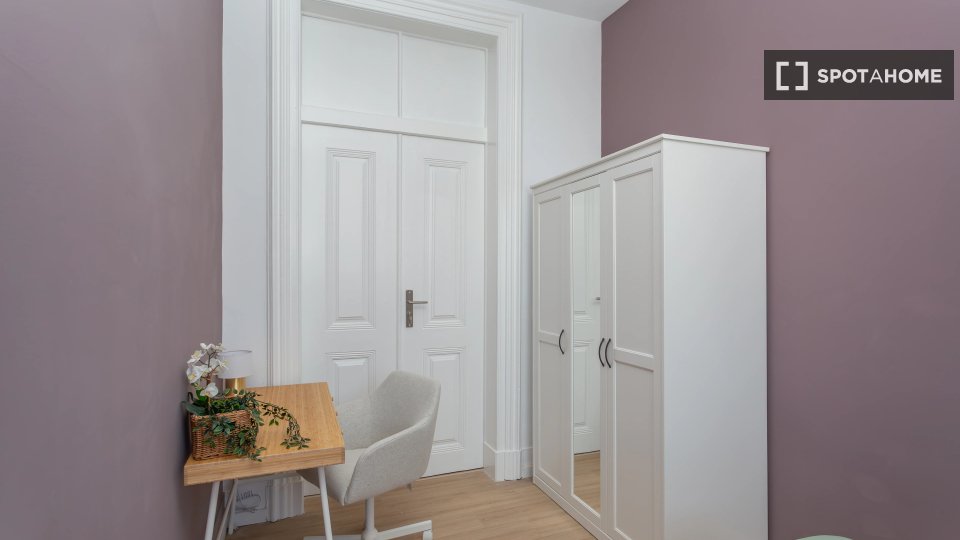 Double room Lisbon, 8 beds — photo 5
