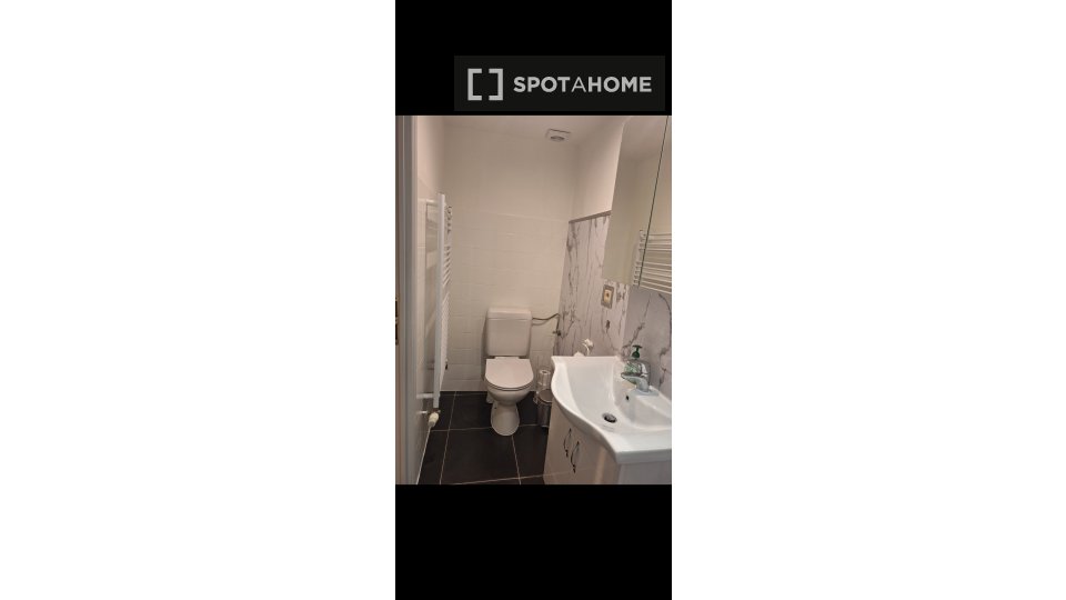 Apartment mono Brussels, 40m² — photo 2