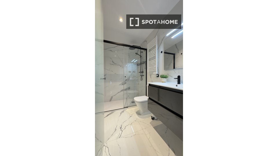Piso de 2 habitaciones en alquiler en Sant Pere, Barcelona